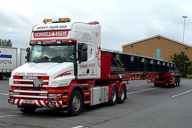 Haulage-services-page-hero-image-one-980_439